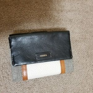 Fossil Wallet